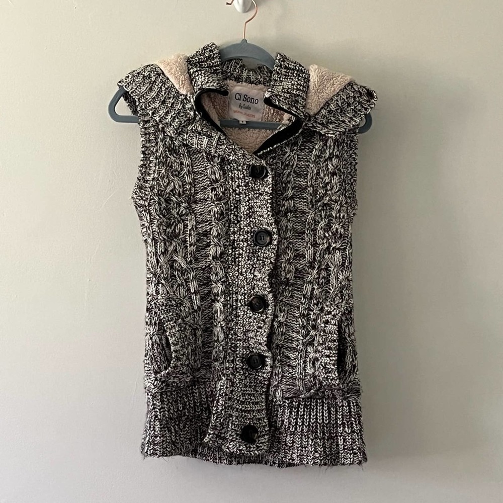 Ci Sono Black White Cable Knit Sherpa Lined Hooded Sweater Vest sz Small